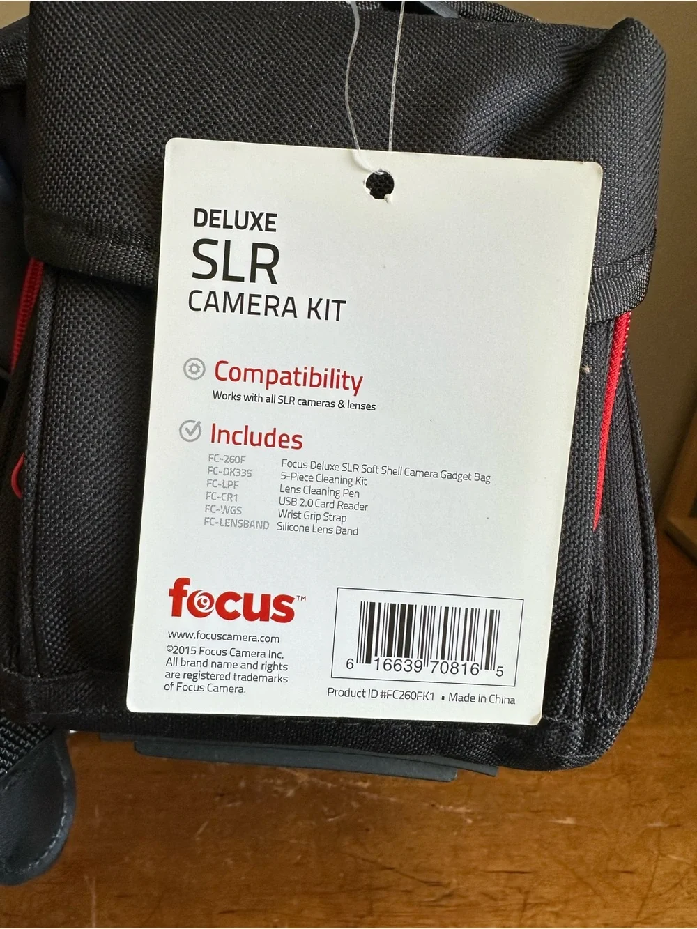 Focus Deluxe SLR Photo/Video Medium Camera Accessory Case w/Cleaning Kit &Cloth